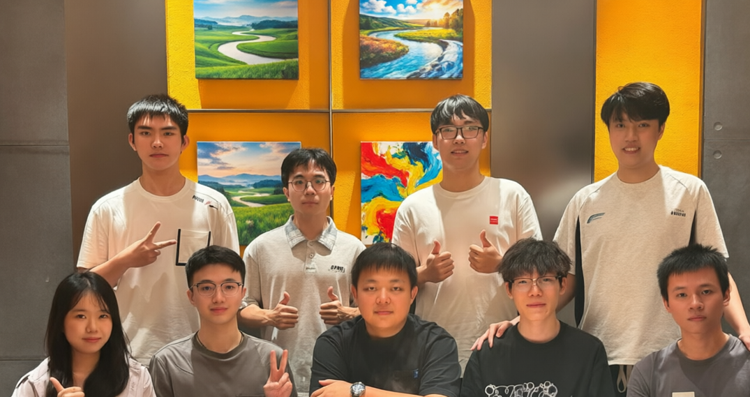 期中午餐聚会合影